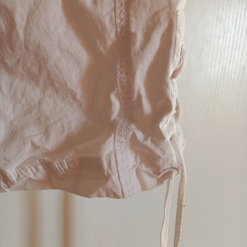 White summer capri bermuda shorts, size S