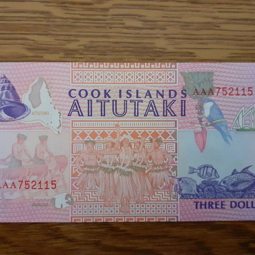 Cook Islands 3 Dollars 1992 banknote new