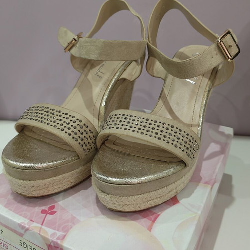 Women's platform sandals size 40 used, beige