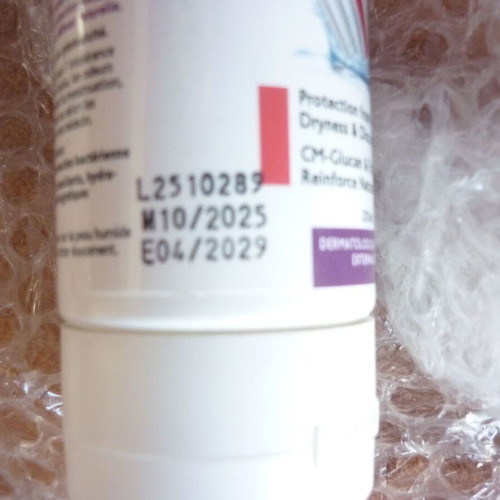 Frezyderm Intim Area Liquid Extra Mild pH4 bathroom product like new