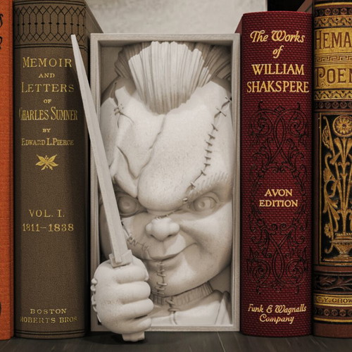 Chucky Book Nook like new