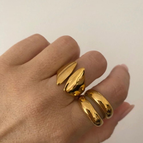 Steel rings couple worn twice, gold color