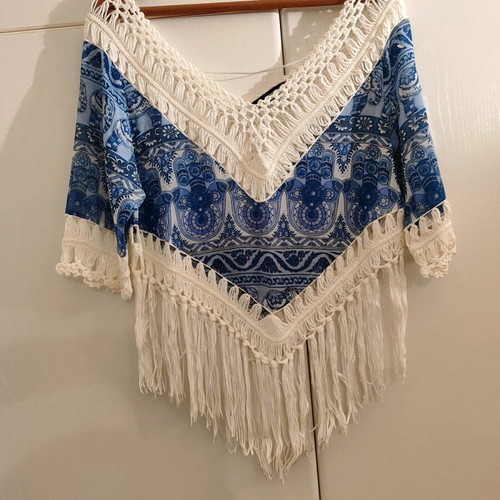Blue-white shirt with fringes like new, Wellys, size XS