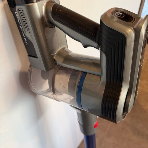 Rohnson cordless stick vacuum cleaner with accessories