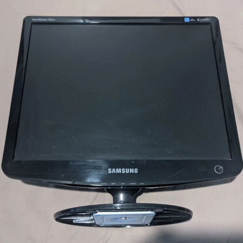 Samsung SyncMaster 932BF 19" LCD monitor used, 1280x1024 resolution