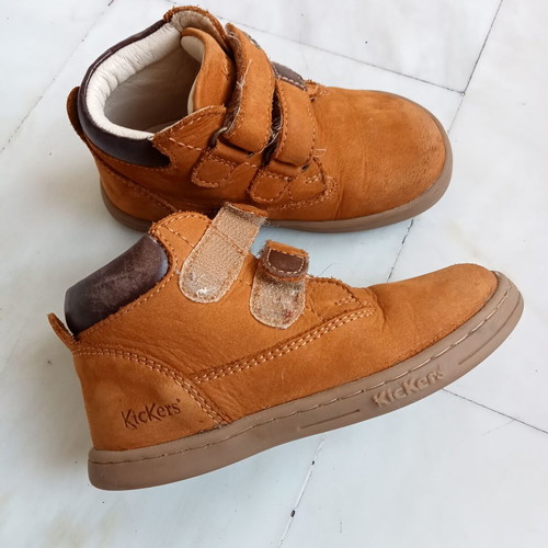 Δερμάτινα μποτάκια Kickers μεταχειρισμένα, νούμερο 23, καφέ