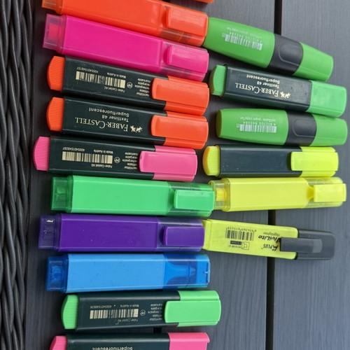 Highlighters pack of 17, like new