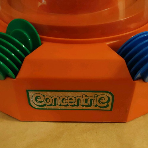 Concentrie board game 1979 like new