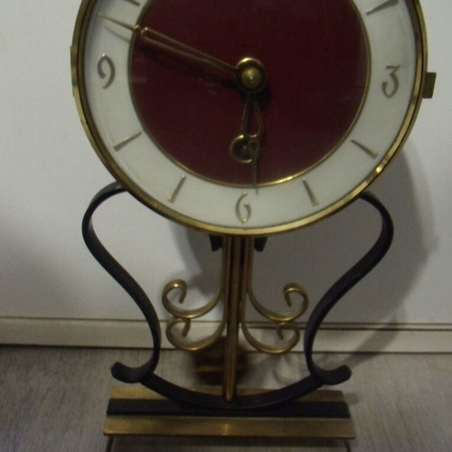 Orfac old mechanical table clock used with key