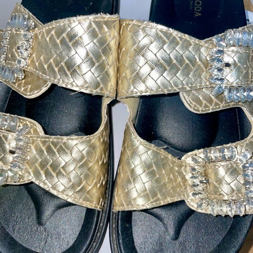 Sandals like new, size 40, black and gold