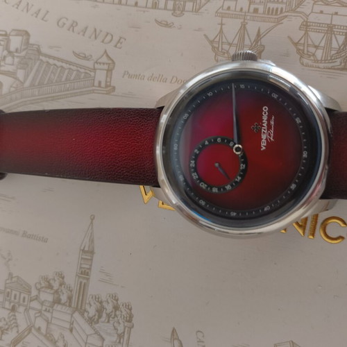 Venezianico Redentore Enigma wristwatch like new, red with Seiko mechanism