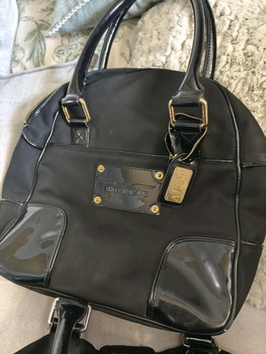 Armani Jeans μαύρη τσάντα ώμου αυθεντική μεταχειρισμένη με ελαφριές φθορές