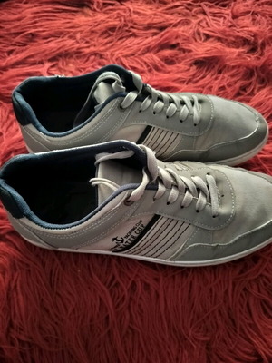 Men's sneakers used, size 43, gray