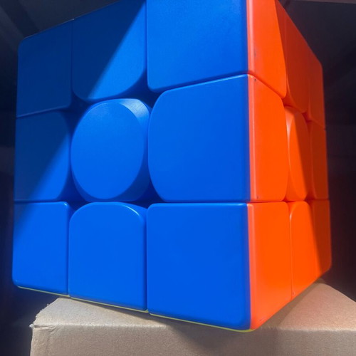 QiYi Warrior Plus Rubik's Cube 3x3 new, stickerless 18.8 cm