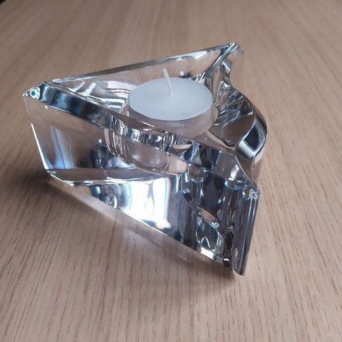 Decorative modern crystal tealight holder with candle