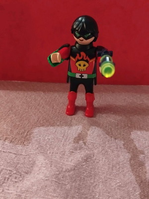 Playmobil Series 11 Superhero Space Evil Agent 9146 like new