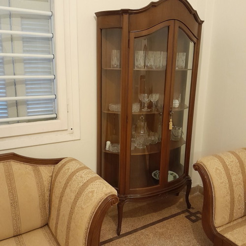 Branded vintage sofa, like new