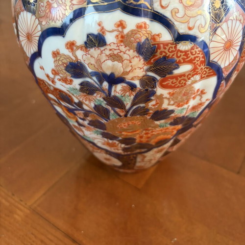 Imari jar 33cm used, Meiji period 1868-1912
