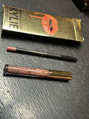 Lipgloss Kylie Koko K καινούργιο