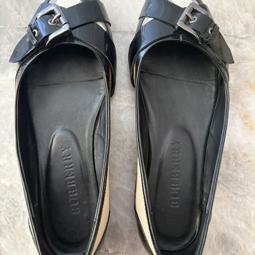 Women's leather ballerina flats, size 38, black and beige