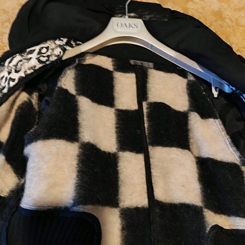 Leopard jacket with hood like new, size M
