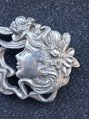 Seagull1958 Pewter pin used, silver color