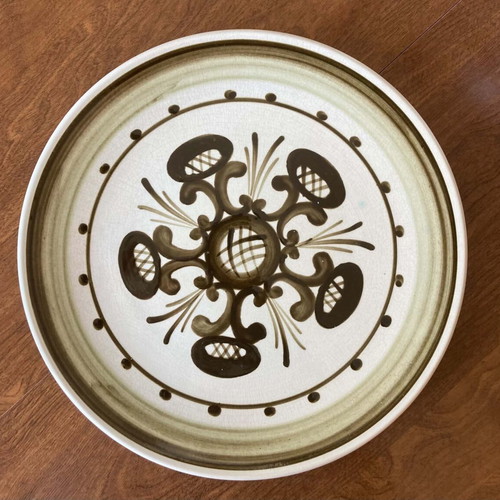 Large Keramikos Plate like new, 30 cm diameter