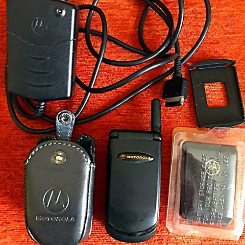 Motorola V50 vintage mobile phone used with 2 batteries, leather case, charger