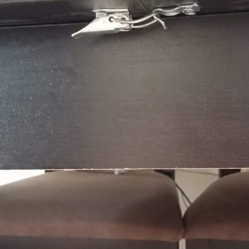 Dining table with 6 chairs, extendable to 2m