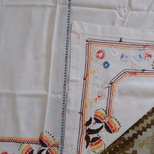 Hand Embroidered Tablecloth like new, 130x130 cm