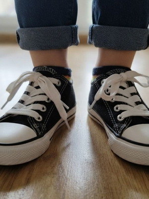 Children's sneakers size 26 new, black and white