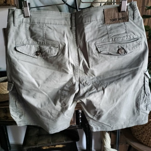 Shorts with beautiful details, beige