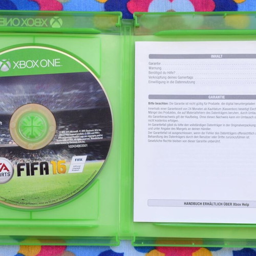 FIFA 16 Xbox One game like new, sports football simulation