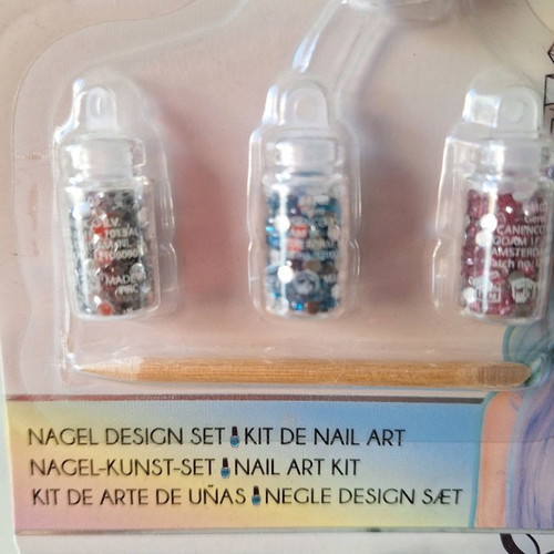 Children's nail polish with rhinestones new, 6+