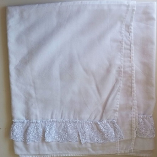 Tricoteen baby sheet with embroidery and lace, 0.90x1.30 m