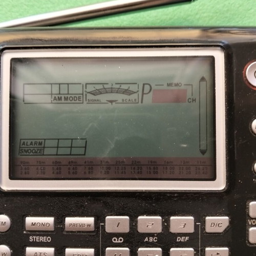 Akai APW 20 World Receiver radio