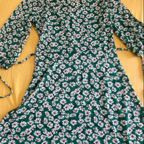 Terranova floral women's dress new, size M, multicolor