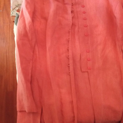 Long shirt like new, red, high-quality cotton