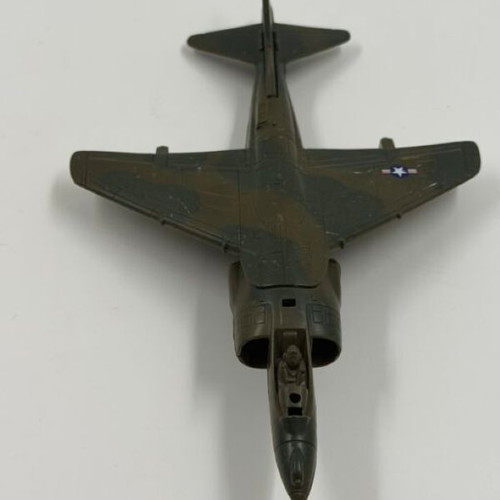 New Ray US Air Force fighter jet plastic model used military airplane