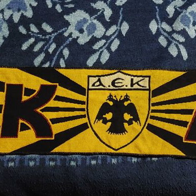 AEK Retro Scarf like new, authentic
