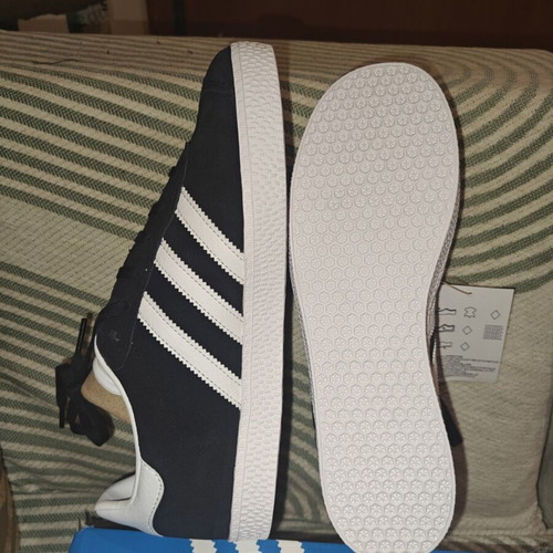 Adidas Originals Gazelle sneakers new, black with white details