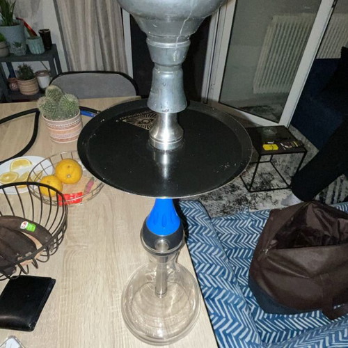 Glass hookah like new