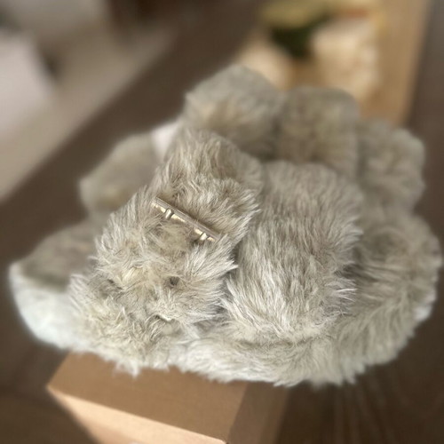 Esiot slippers gray new, furry, size 39