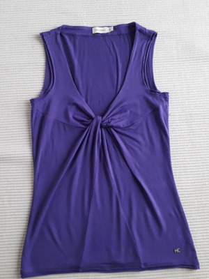 Henry Cotton's t-shirt used, size Small, dark purple
