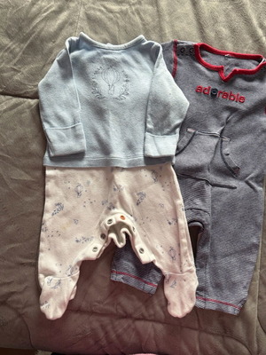 Бебешки дрехи Mothercare употребявани, гащеризони 0-1 и 1-3 месеца