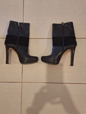 Vero Cuoio Italian leather ankle boots size 38, black