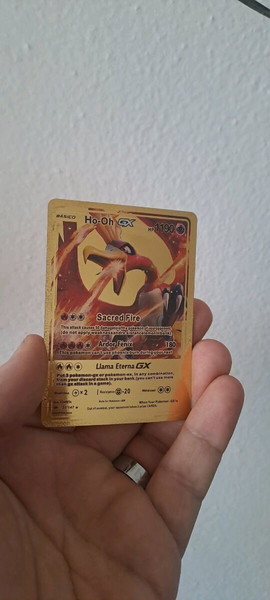 Pokemon φιγούρα .sacred Fire..Αυθεντικό..