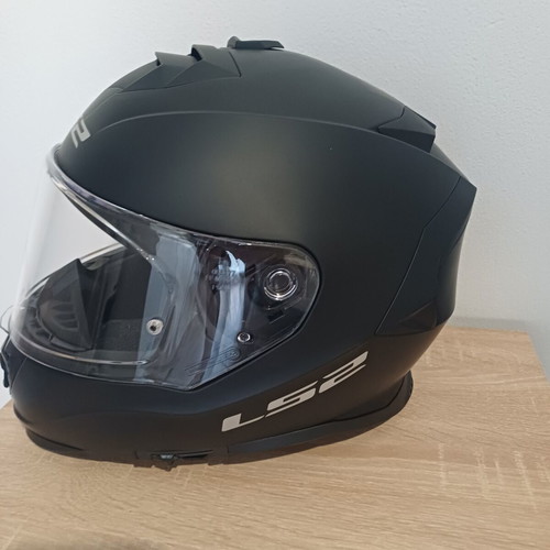 LS2 FF800 Storm II Full Face Helmet Matt Black size Medium like new