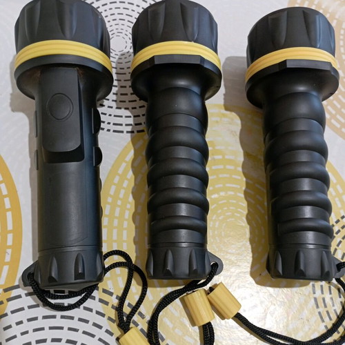 Waterproof flashlights new, pack of 3, rubber, 3 LED