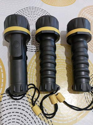 Waterproof flashlights new, pack of 3, rubber, 3 LED